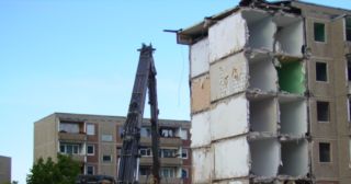 Демонтаж 5 этажного дома Удомля, цена от 3715 руб.