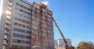 Демонтаж многоэтажного дома Удомля, цена от 3715 руб.