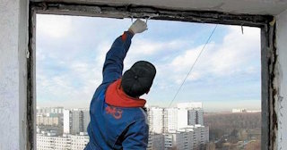 Демонтаж остекления балкона в Удомле - цена от 576 руб. - Сварной-Дмл